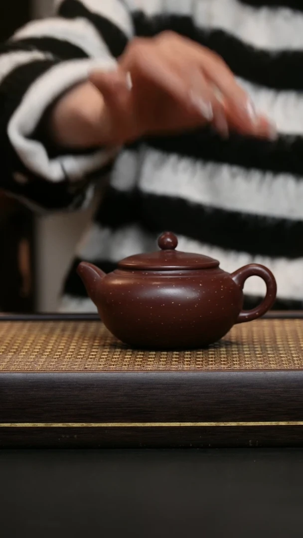 茶壶紫砂紫泥铺砂 凤鸣
