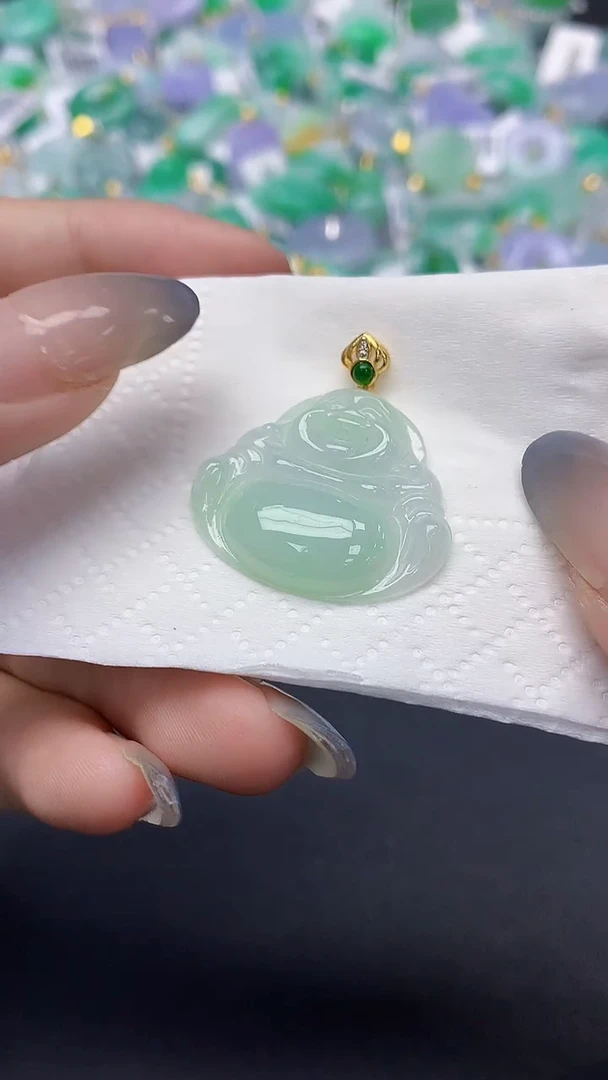 翡翠未镶嵌颈饰天然缅甸a货翡翠