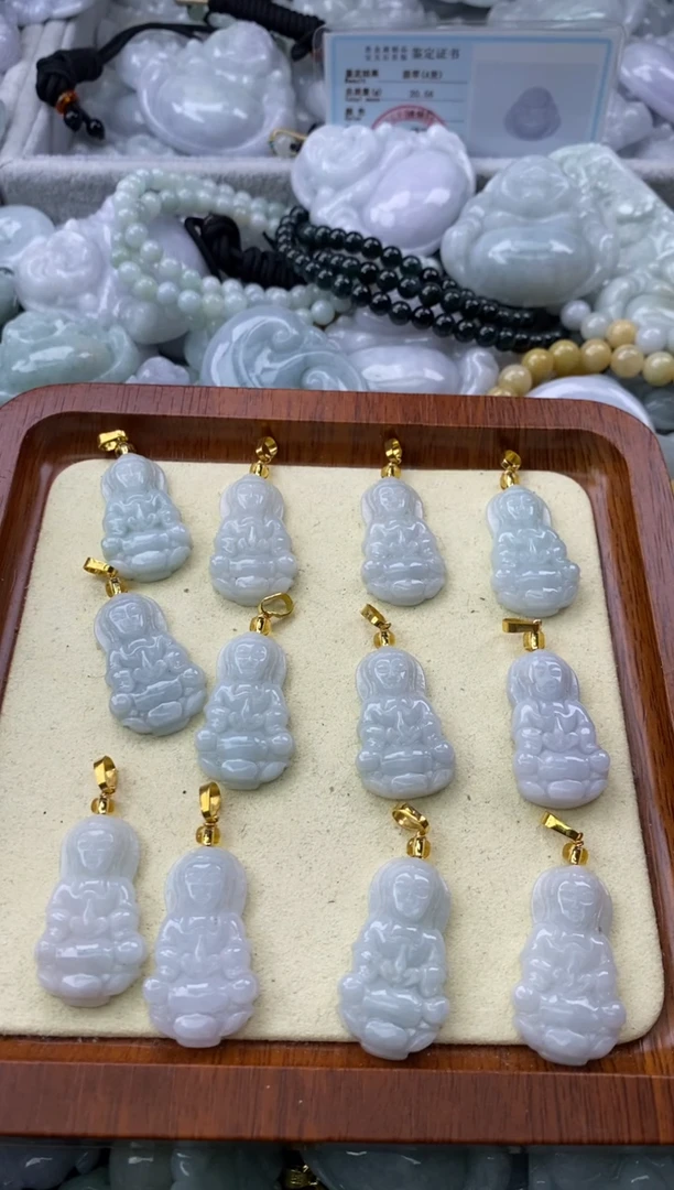 翡翠未镶嵌颈饰缅甸A货翡翠0BG