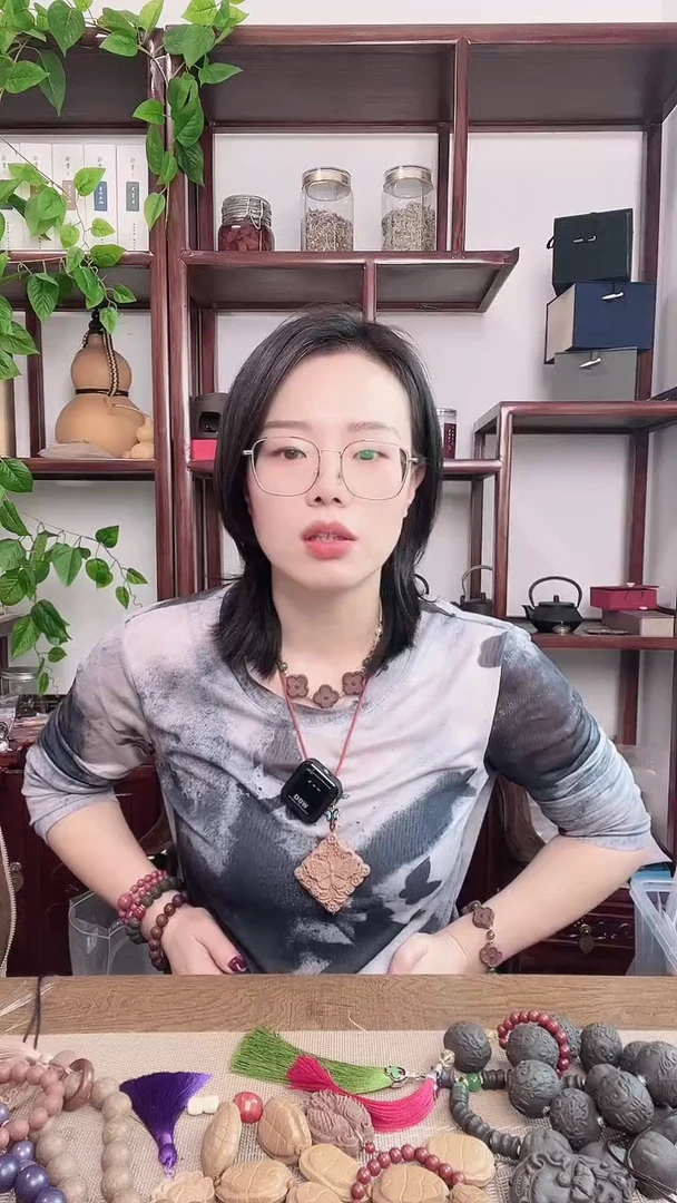 泥塑五香丸的福字手持