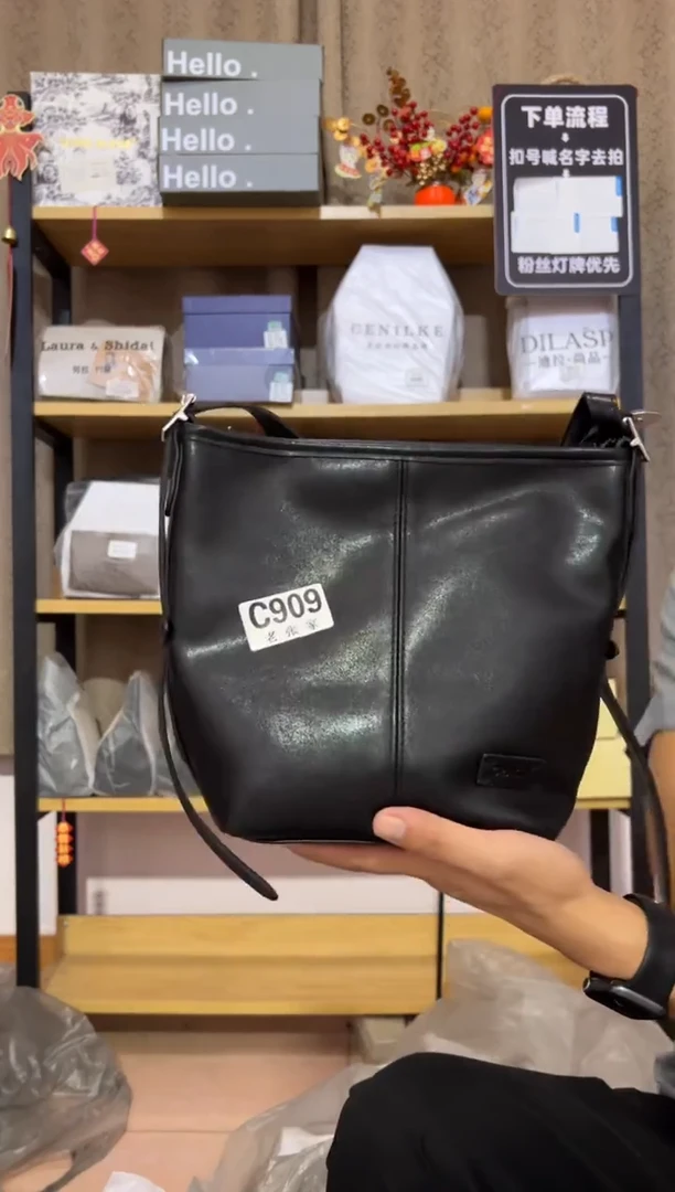 小牛剖层皮革老张家女包909