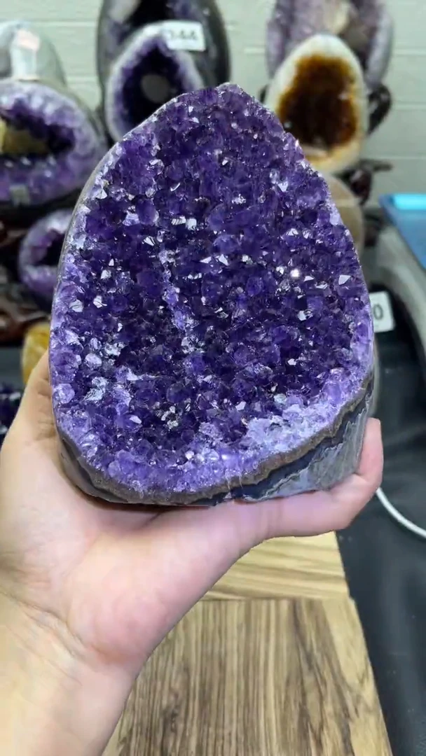 未镶嵌大型摆件（非配饰）紫晶426号摆件