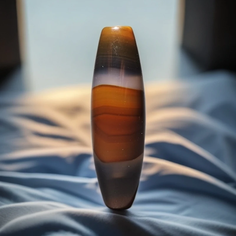 天然巴西缠丝玛瑙 尺寸:49.5*15 糖色凤眼天珠 适合吊坠锁骨