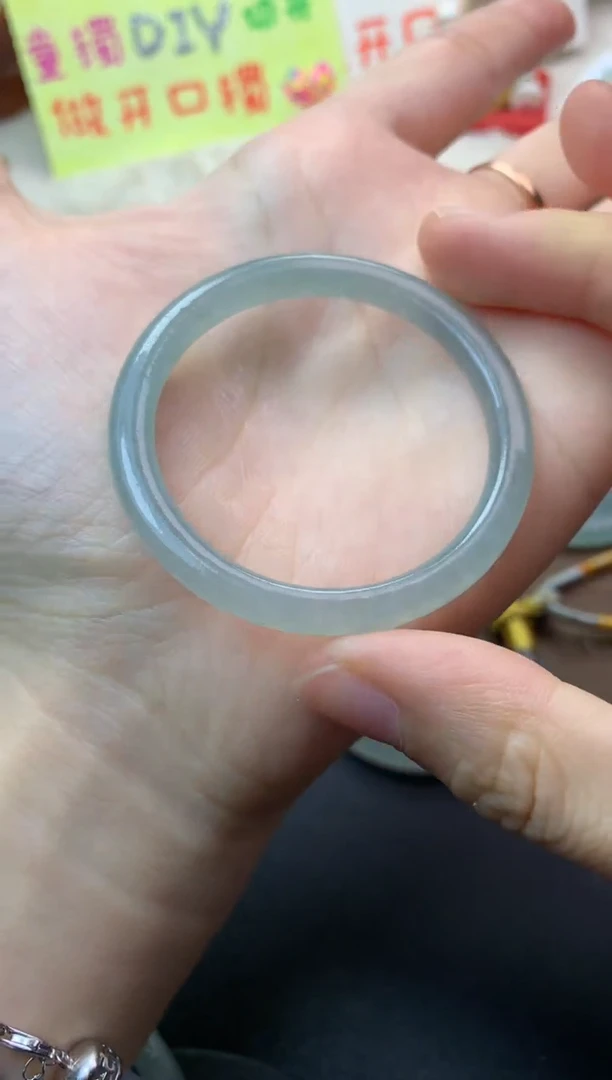 未镶嵌定制翡翠毛货