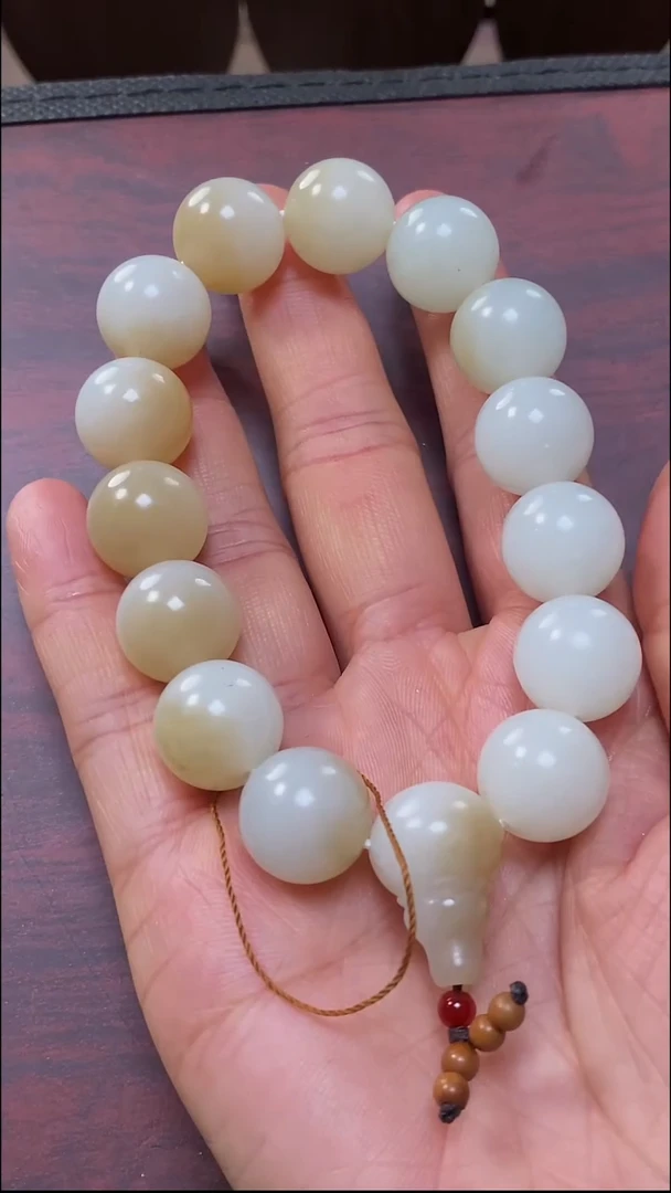 未镶嵌手链和田玉和田玉吊坠