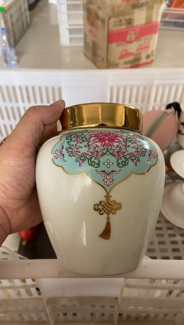 杯无运费险有瑕疵的摄影的产品有使用过的痕迹有点脏介意勿拍