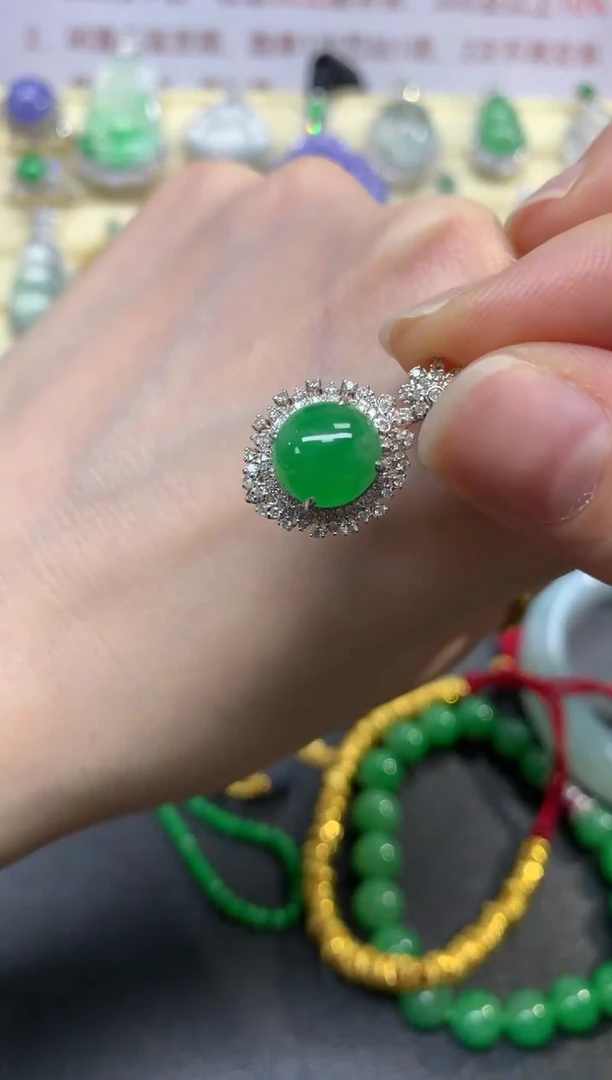 翡翠18K金镶嵌吊坠(不含链)吊坠|5500+550