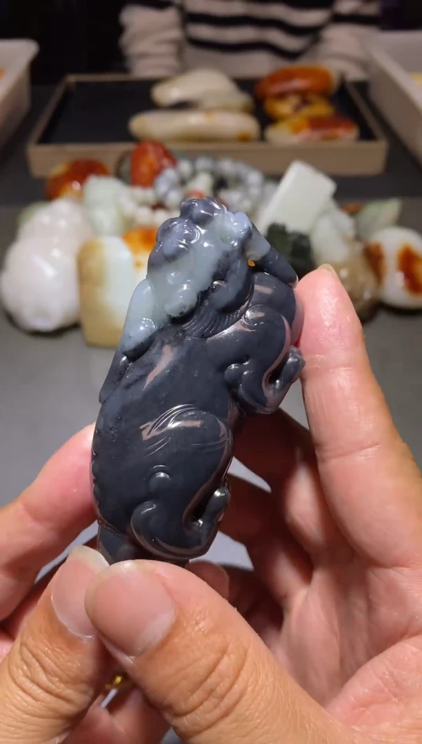 未镶嵌和田玉挂件和田玉