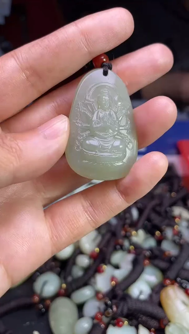未镶嵌和田玉挂件4