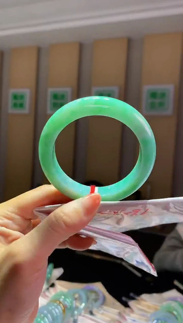 未镶嵌手镯翡翠-C35 圈口55.5