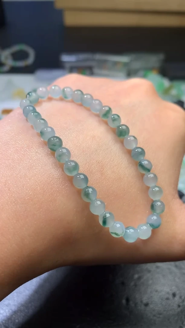 未镶嵌定制翡翠毛货 卡5.2 32颗