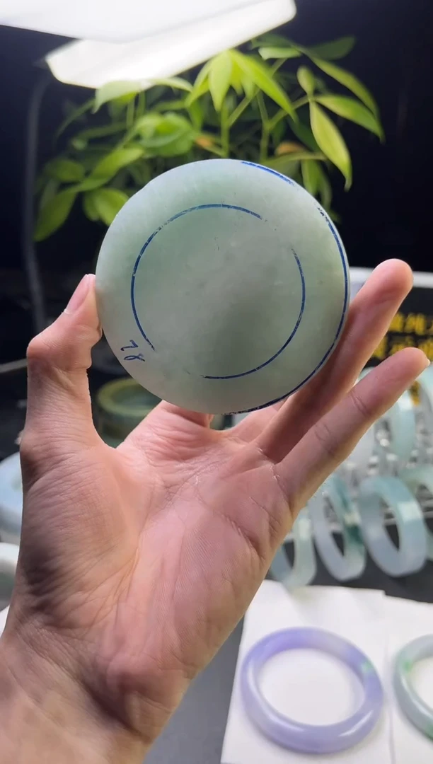 定制翡翠手镯未镶嵌M***?SZ01DZS定制手镯