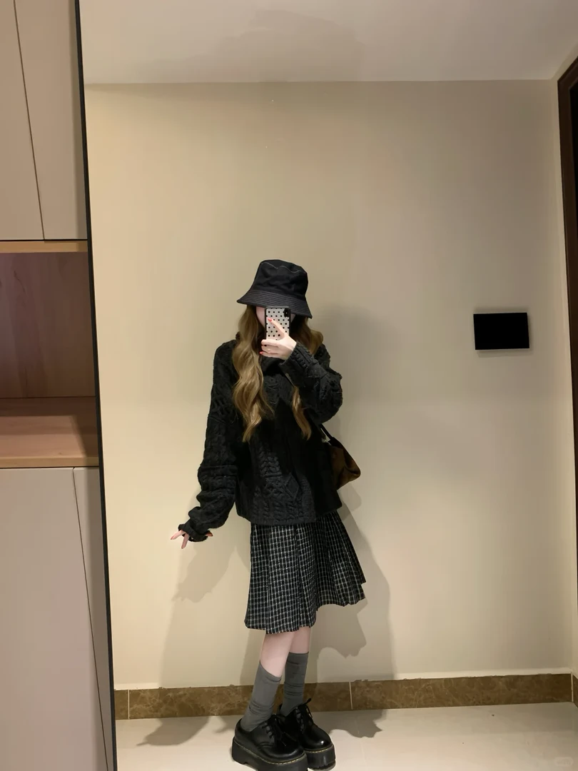 慵懒风套装宽松麻花针织毛衣外套女冬季复古格子百褶半身裙两件套