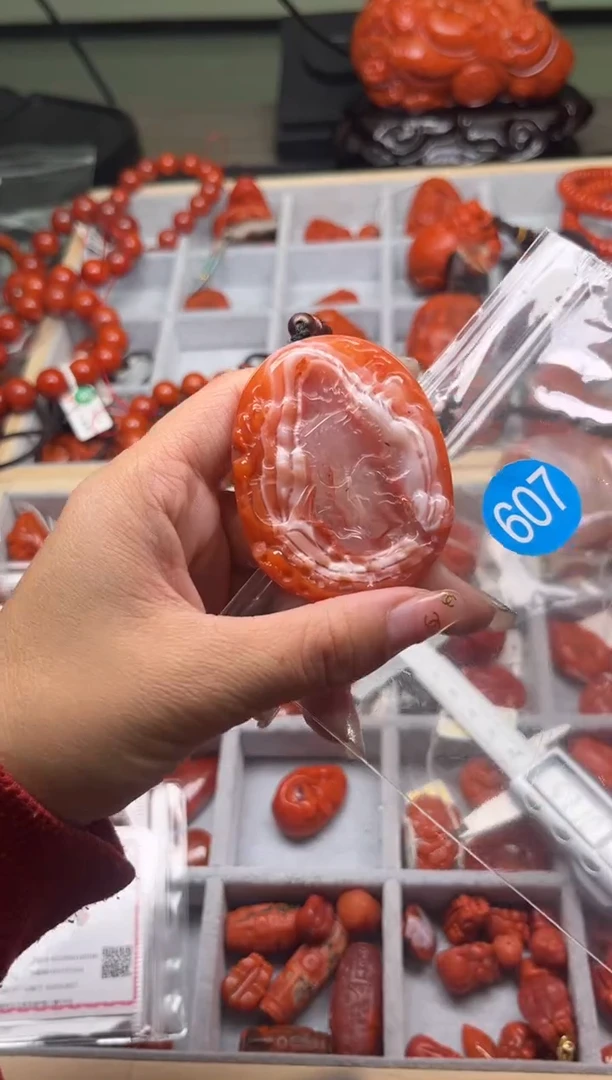 【闪购商品】南红玛瑙珠宝奇石未镶嵌607