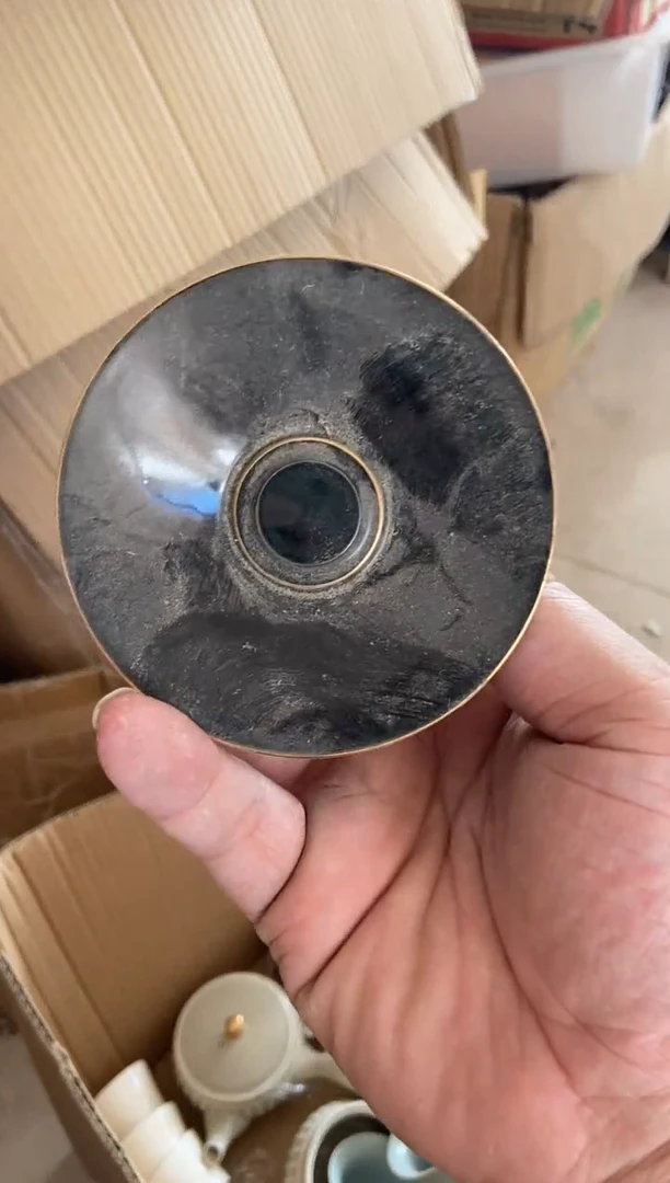 杯无运费险有瑕疵的摄影的产品有使用过的痕迹有点脏介意勿拍