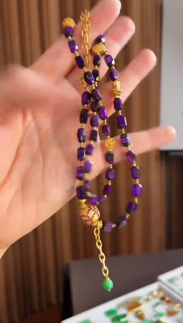 苏纪石（舒俱来）18K金镶嵌颈饰颈饰