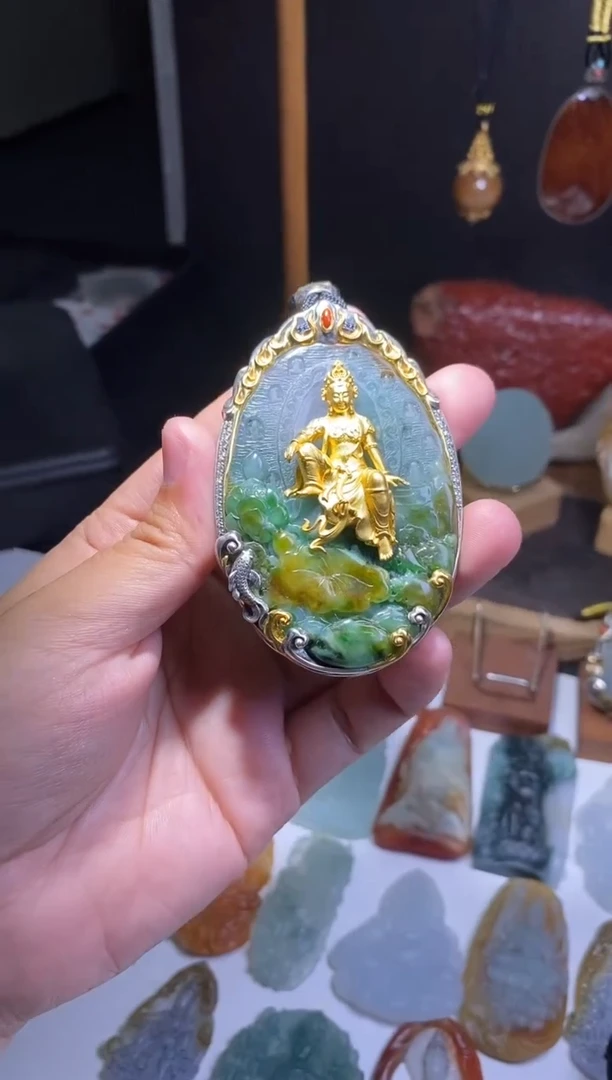 颈饰银S925镶嵌翡翠白*、翡翠