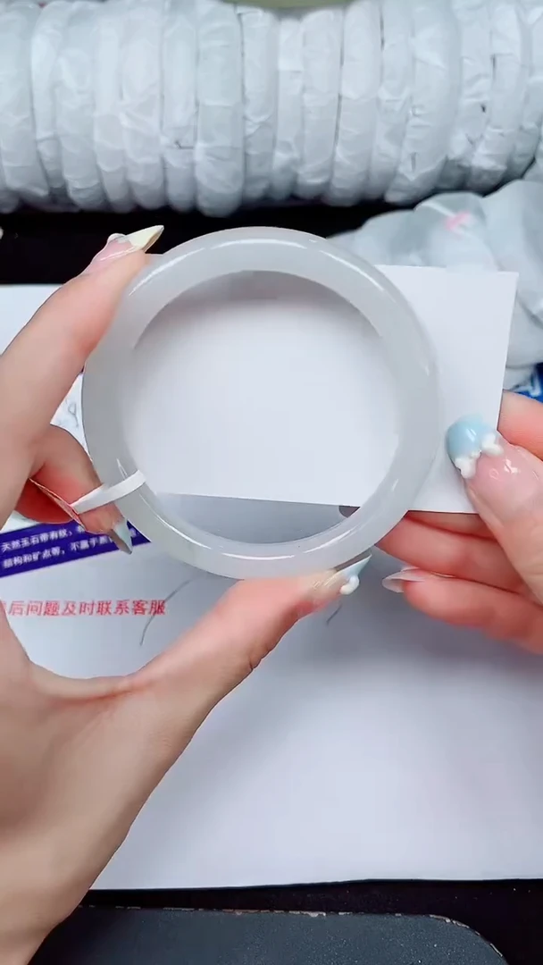 未镶嵌手镯石英质玉120-60/61