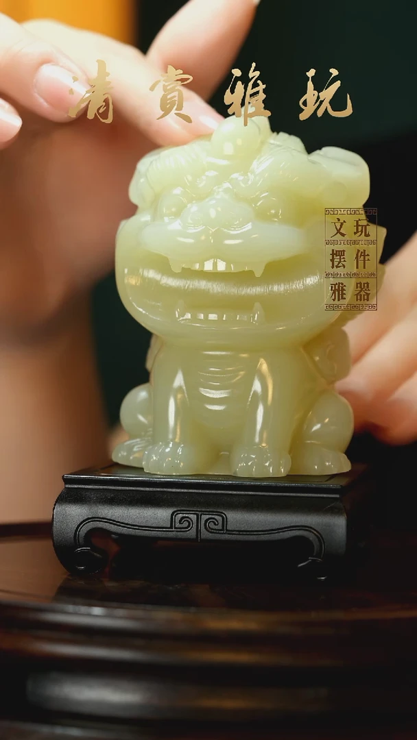 玉《大嘴貔貅》手把件摆件