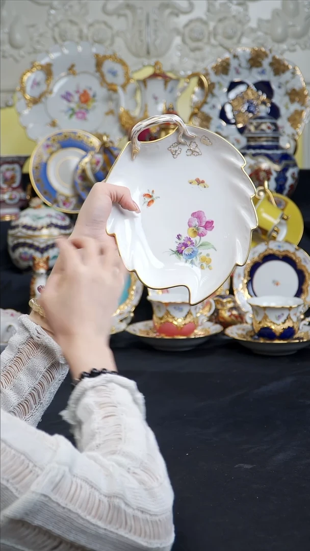 骨瓷婷婷中古器物如图所示86