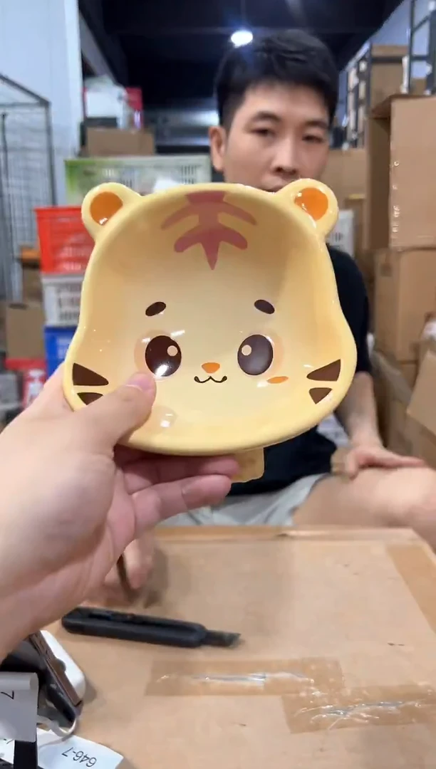 瓷片陶瓷泰哥狗粮碗