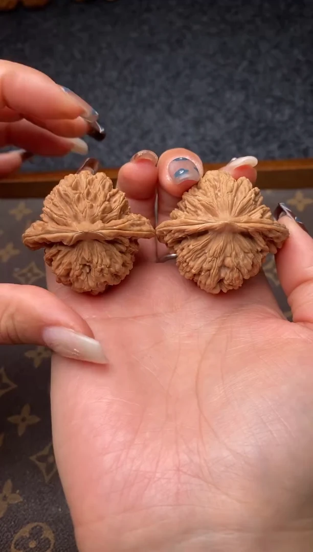 把件文玩核桃B58号44尺四座楼