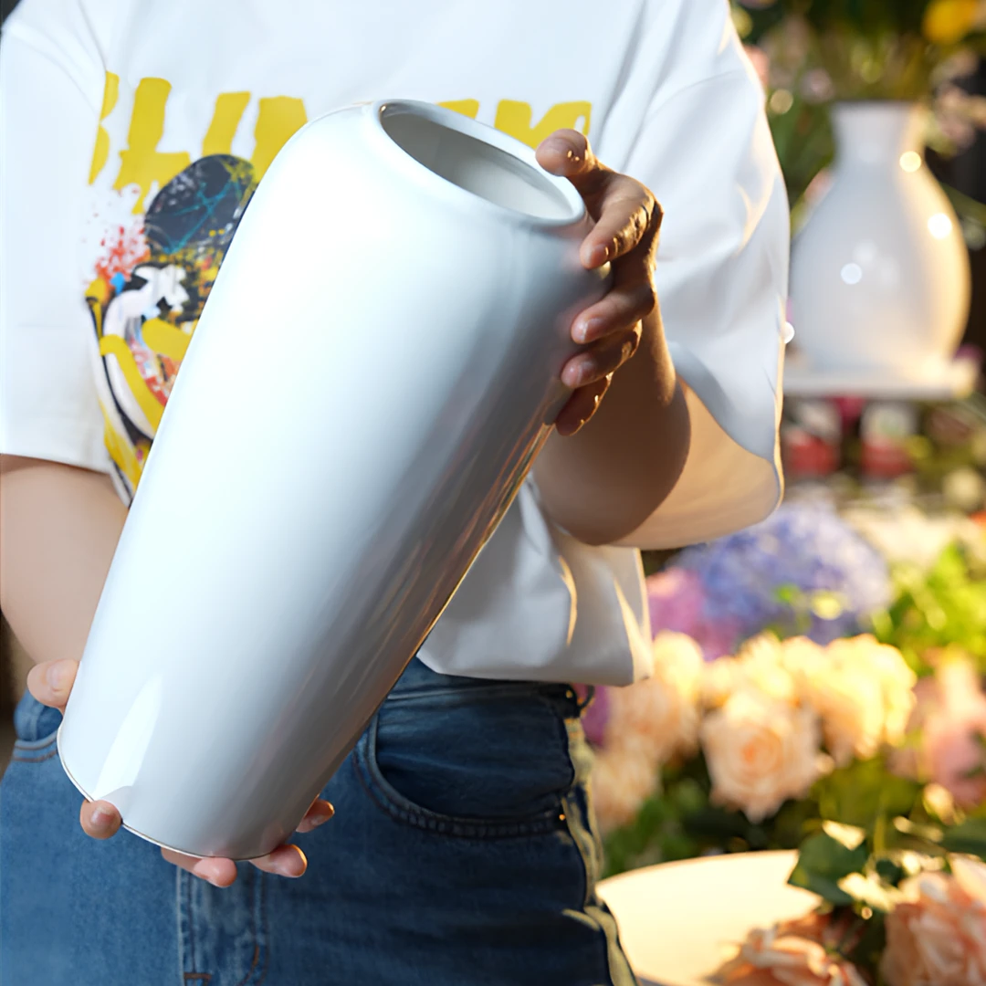 白陶瓷花瓶 白色带釉面亮光花瓶花器 极简风格高级感花瓶不可水培