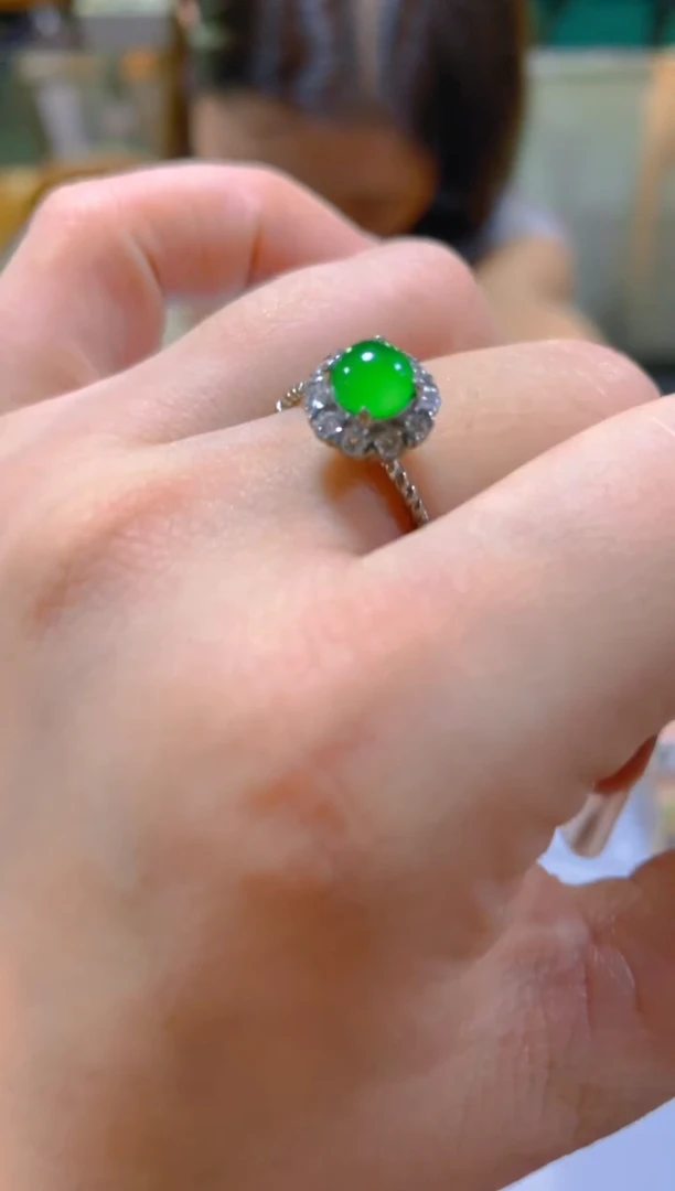 未镶嵌戒指翡翠多样性发一