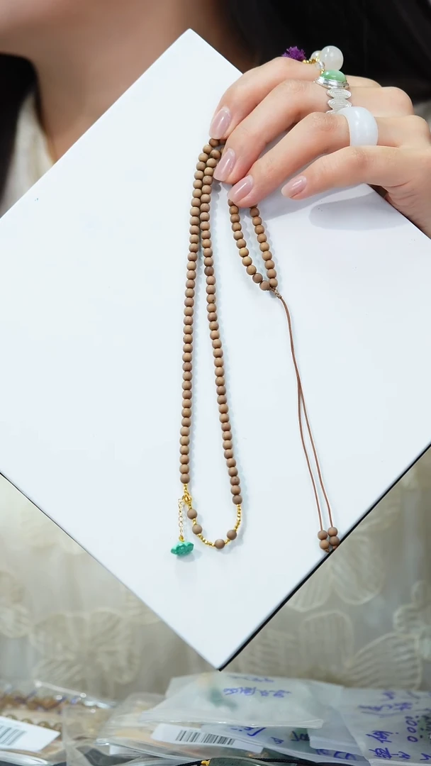 18K金镶嵌绿松石珠宝奇石1