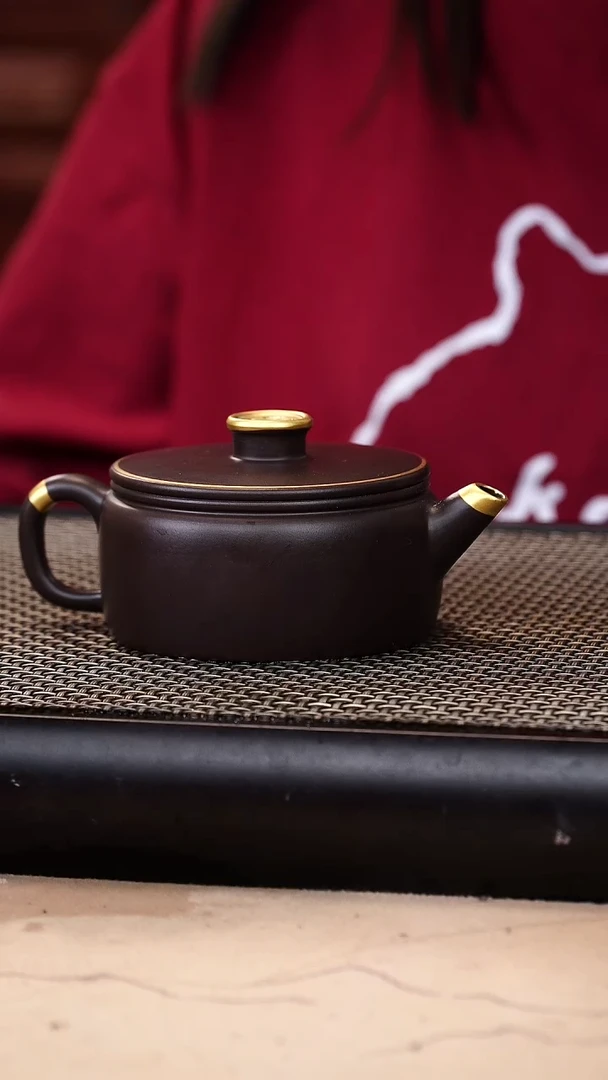 茶壶紫砂四号井茄皮紫泥描金钱币钮汉瓦150cc