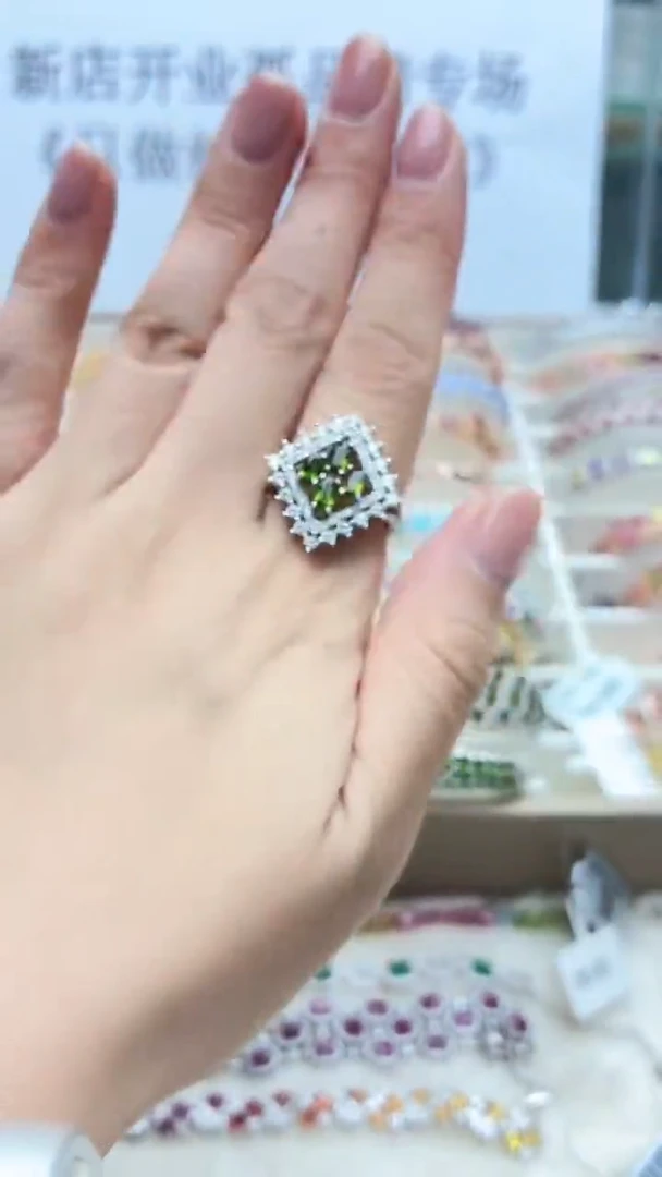 银S925镶嵌透辉石戒指400ZB1119产品一个（多样性）