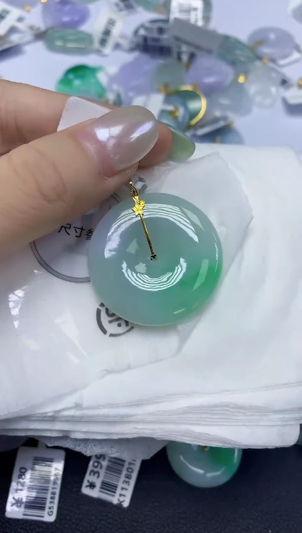翡翠18K金镶嵌颈饰天然缅甸翡翠A货百元以上9元证书费自理