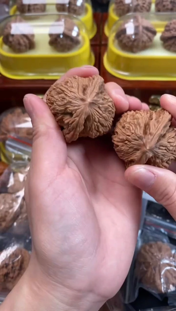 把件文玩核桃南疆石42尺s054