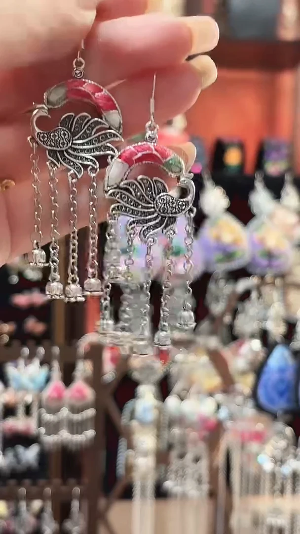 织绣 云织谣民族风精美饰品   92