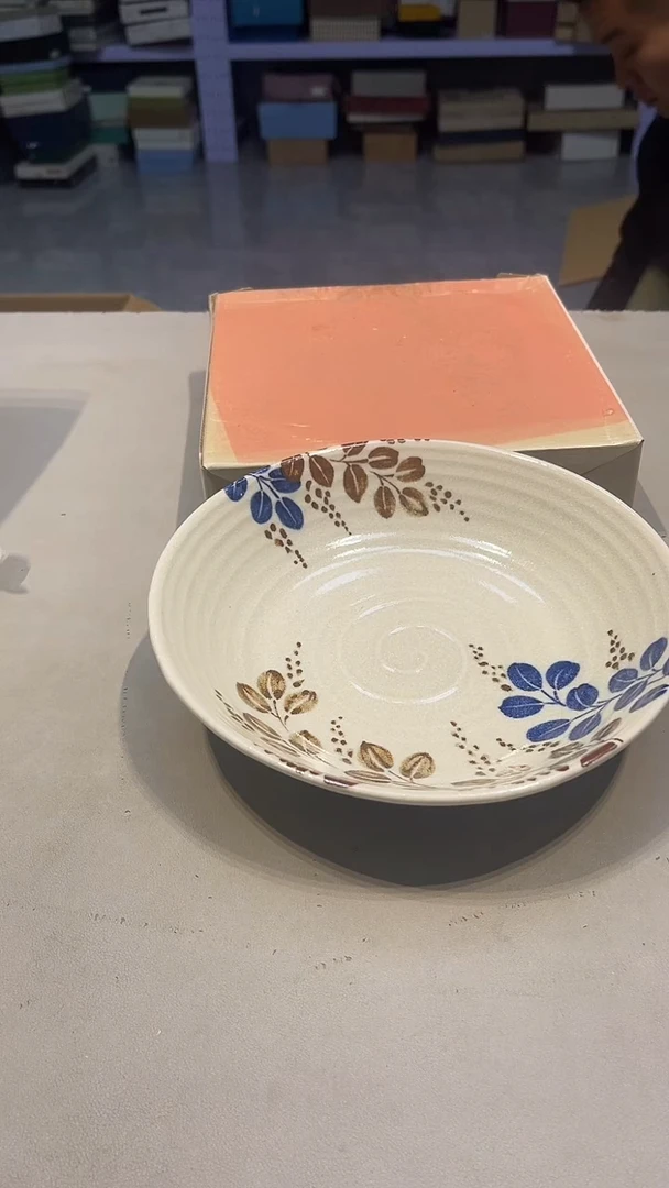 手工艺品琉璃深****坊 城城工艺品店