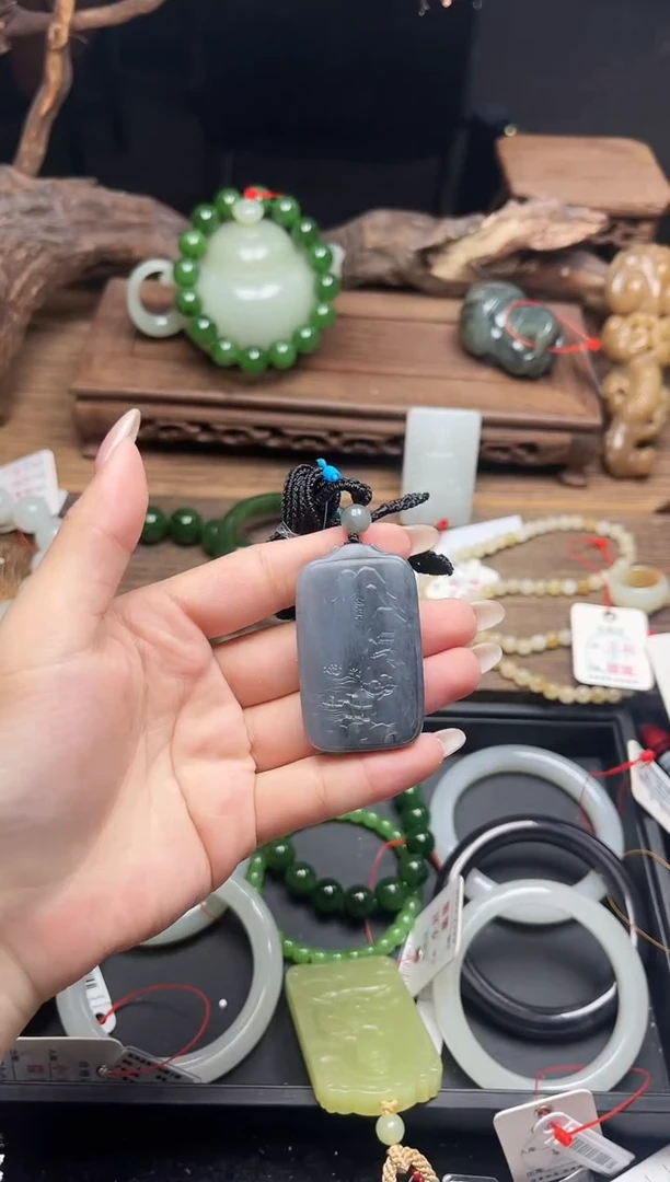 吊坠(不含链)未镶嵌和田玉新疆墨玉青花 山水牌9014528