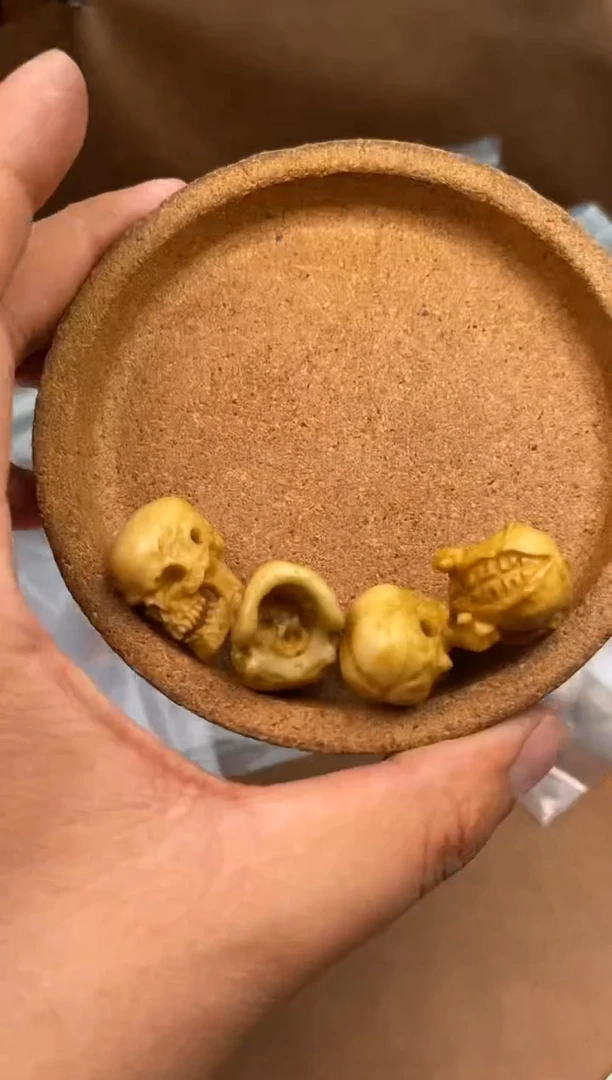 其他鹿骨杂件130-鹿角雕刻随机1个