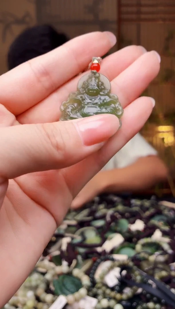 颈饰未镶嵌和田玉多样性发货，拍一发一