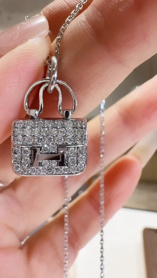 单吊坠铂Pt950镶嵌钻石满钻包包吊坠不含链