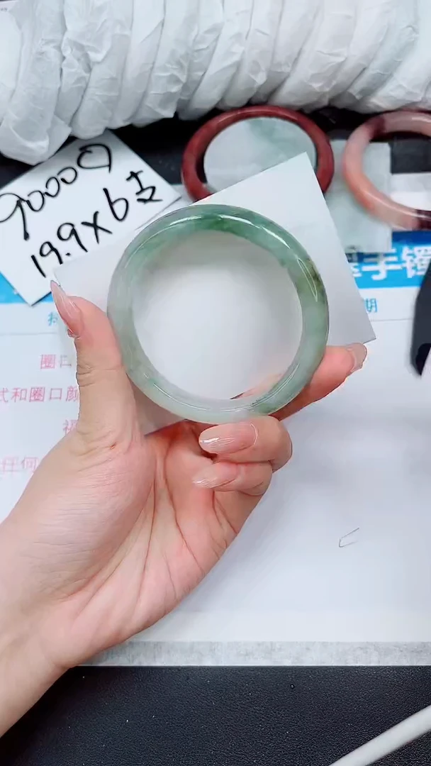 【闪购商品】石英质玉手镯未镶嵌A69-58/59