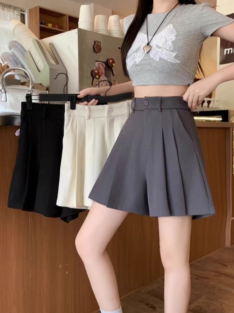 （运费补贴）2025夏新款胖mm大码女百搭显瘦高腰A字褶皱西装短裤