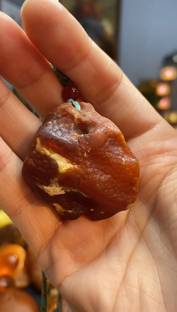 琥珀颈饰未镶嵌吊坠