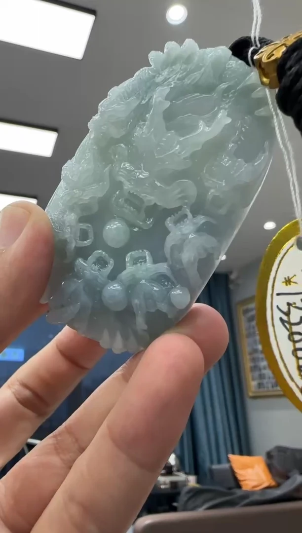 颈饰未镶嵌翡翠天然翡翠A货孤品一件