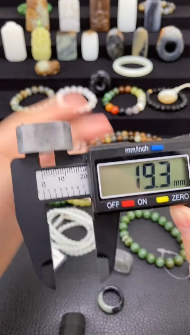 未镶嵌和田玉挂件青花戒圈19