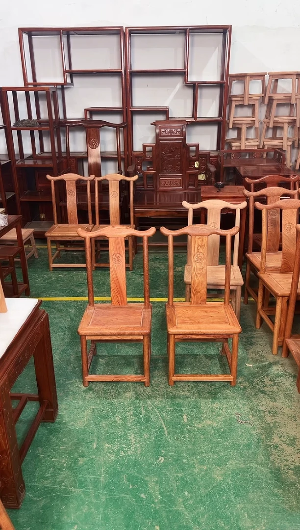 花梨木类架子打蜡小方凳