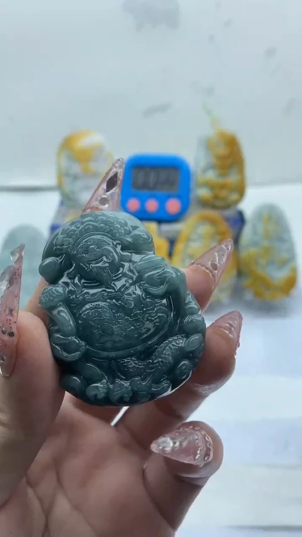 【闪购商品】翡翠颈饰未镶嵌挂件