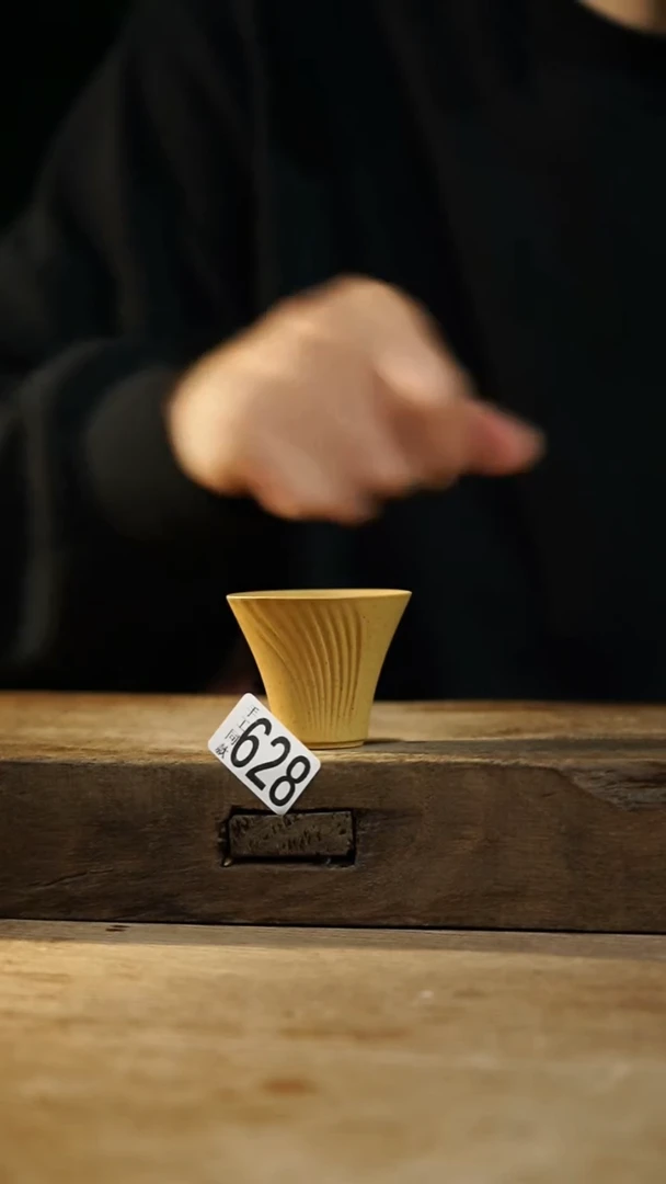 瓷片开播福利！！不顾一切之落单福利！！黄金段泥小杯