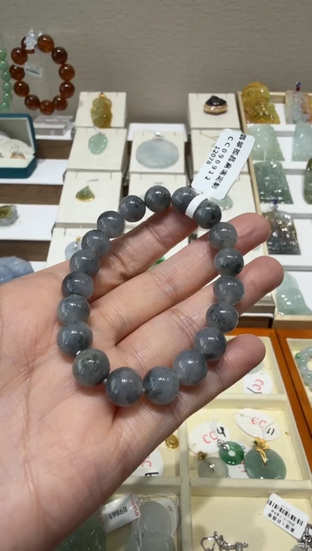 未镶嵌挂件翡翠傲**梅A货翡翠多样性孤品