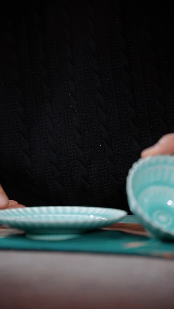 89-1步步莲生托盏（粉青 手签）