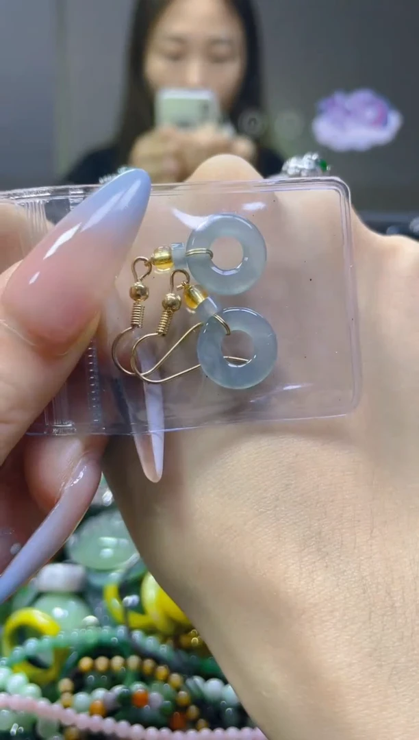 翡翠未镶嵌颈饰/K/翡翠A货，一件也是批发价